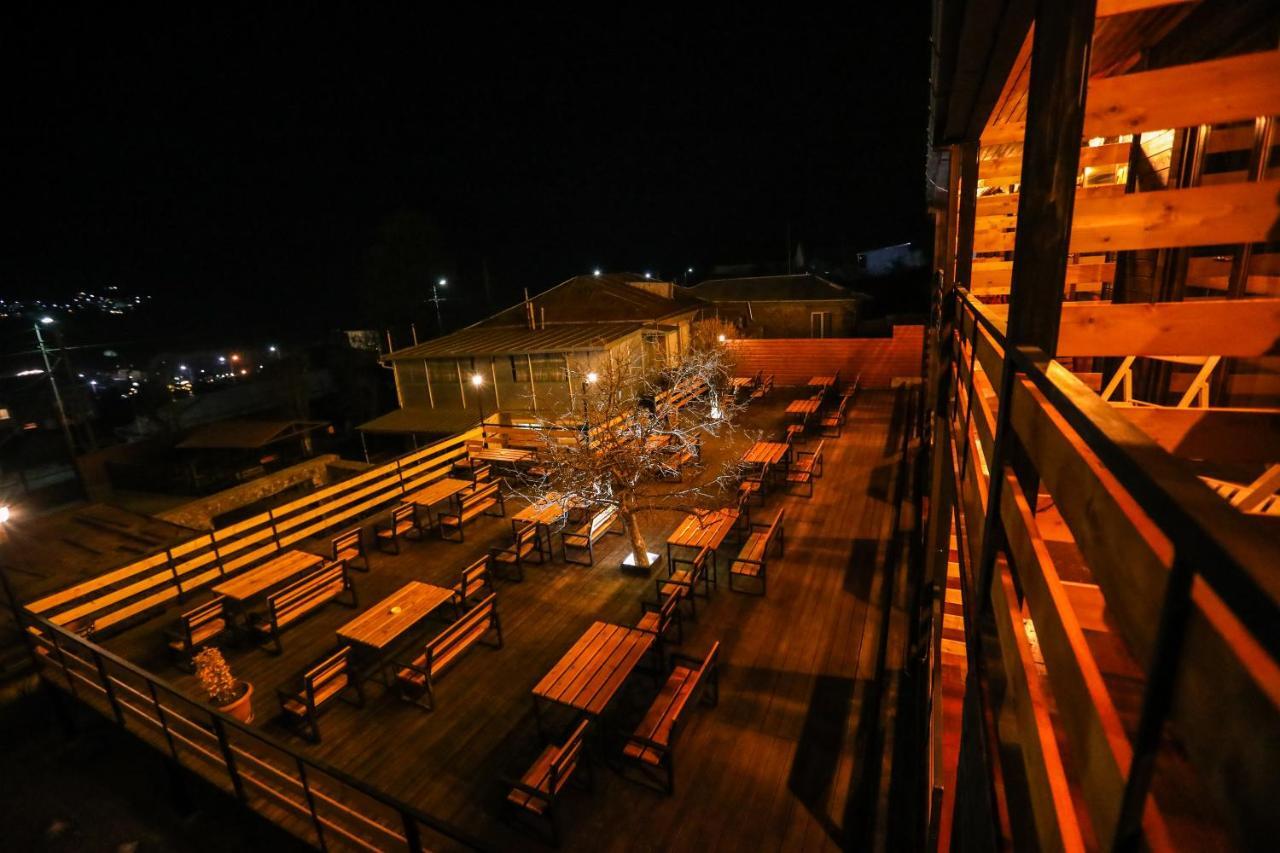 Wooden Hotel Kazbegi Exterior photo